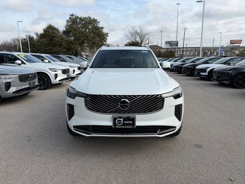 New 2026 Volvo XC90 B6 Plus w/ Protection Package Premier AWD/4WD image 6