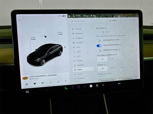 Used 2018 Tesla Model 3 Long Range image 22