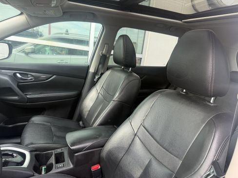 Used 2016 Nissan Rogue SL AWD/4WD image 7