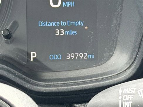 Used 2020 Toyota Corolla LE image 30