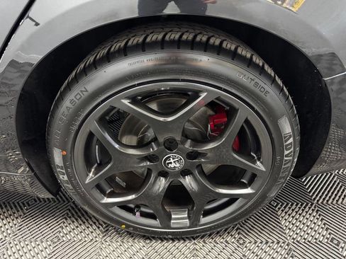 Used 2022 Alfa Romeo Giulia Ti image 20