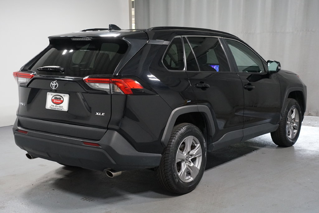 Certified 2025 Toyota RAV4 XLE FWD image 8