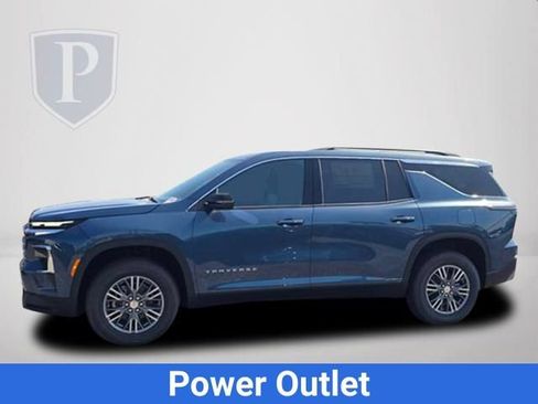 New 2026 Chevrolet Traverse LT w/ Driver Confidence Package FWD image 11