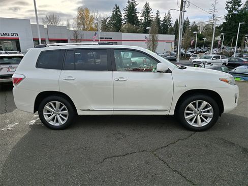 Used 2011 Toyota Highlander Limited image 8