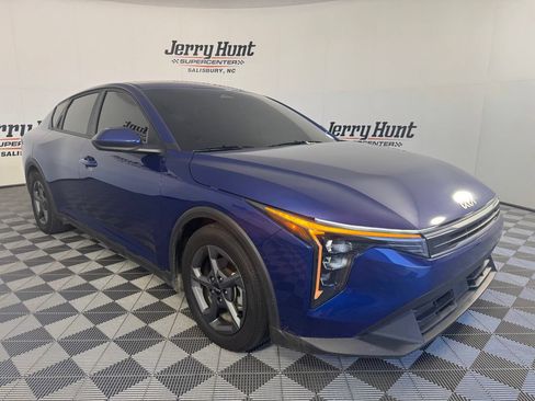 Used 2025 Kia K4 FWD image 5