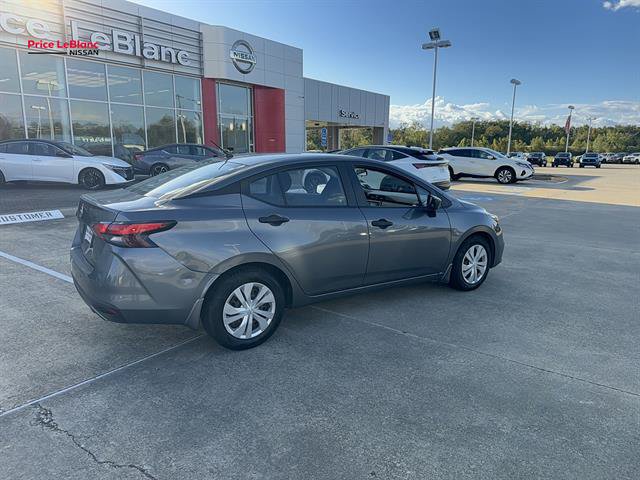 Used 2020 Nissan Versa S FWD image 10