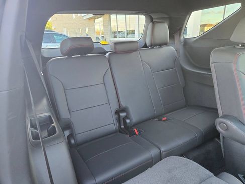 Used 2024 Chevrolet Traverse RS w/ LPO, Floor Liner Package AWD/4WD image 12