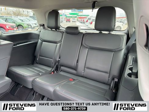 Used 2025 Ford Expedition Active AWD/4WD image 44