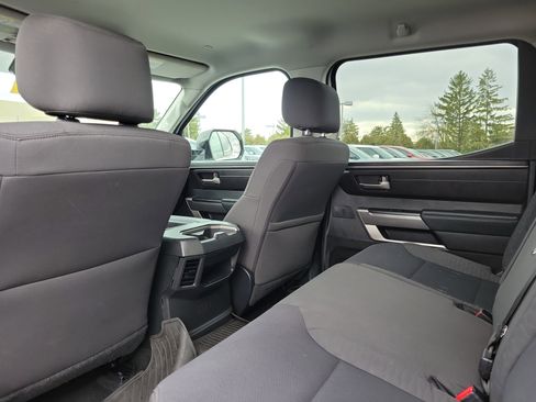 Used 2022 Toyota Tundra SR5 w/ SR5 Convenience Package image 14