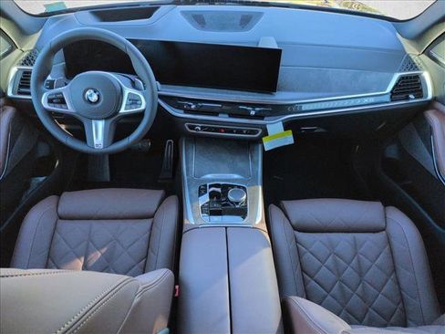 New 2026 BMW X5 xDrive40i w/ M Sport Package image 15