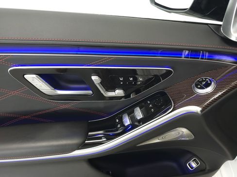 Used 2024 Mercedes-Benz S 63 AMG S w/ Carbon Fiber Exterior Package image 6