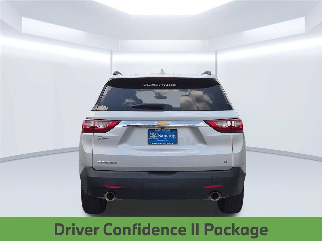 Used 2020 Chevrolet Traverse LT w/ Driver Confidence II Package FWD image 5