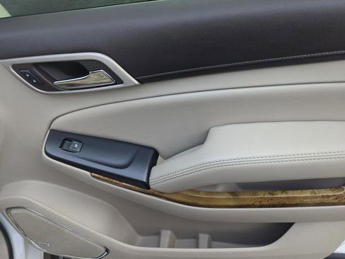 Used 2017 GMC Yukon Denali w/ Open Road Package image 30