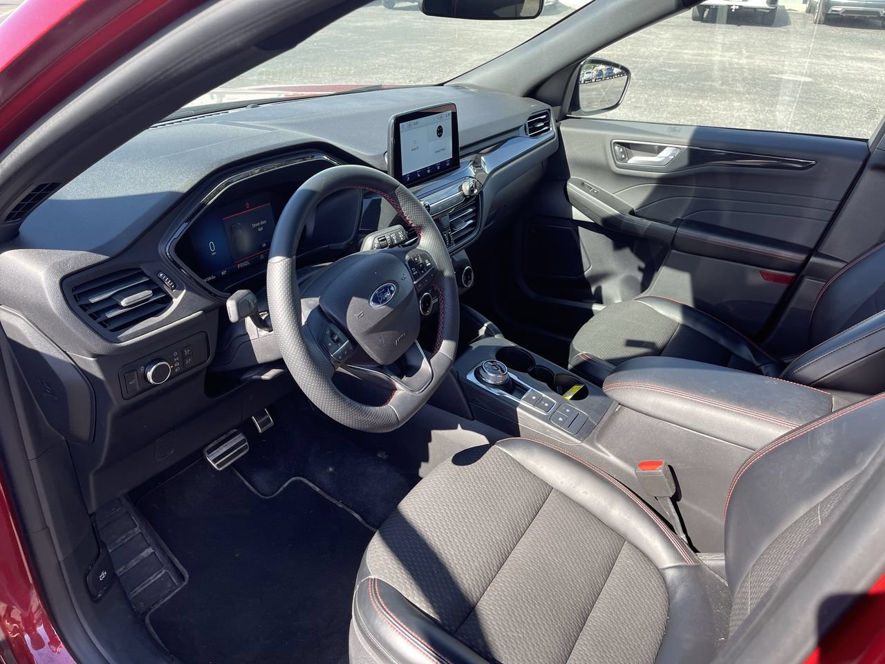 Used 2023 Ford Escape ST-Line AWD/4WD image 10