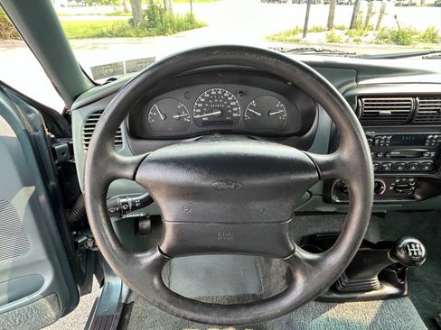 Used 1997 Ford Ranger XLT RWD image 16