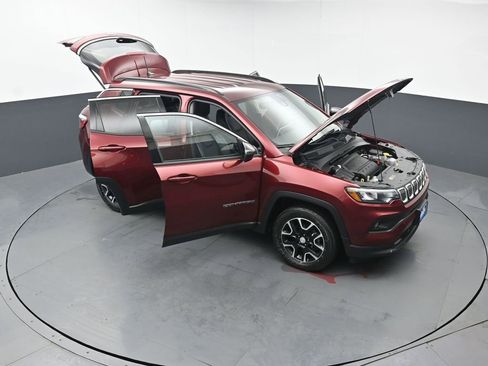 Used 2022 Jeep Compass Latitude w/ Convenience Group image 53