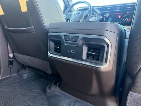 Used 2022 GMC Sierra 1500 Denali w/ Denali Reserve Package AWD/4WD image 23