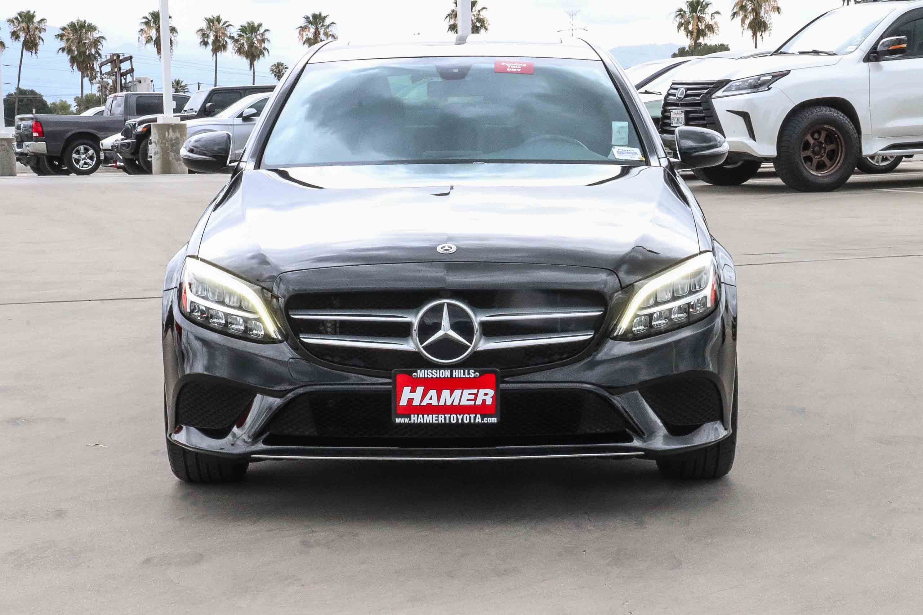 Used 2019 Mercedes-Benz C 300 Sedan image 2