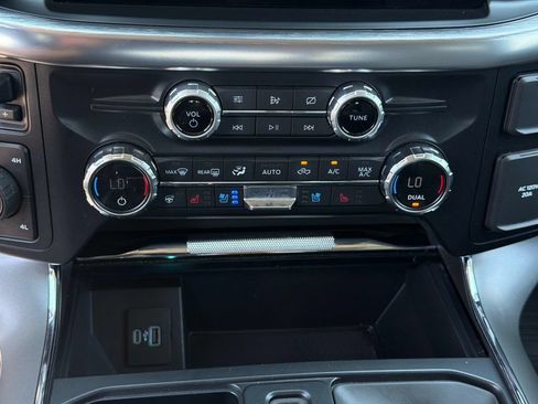 Used 2021 Ford F150 Lariat w/ Equipment Group 502A High AWD/4WD image 26