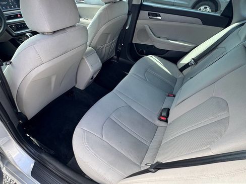 Used 2019 Hyundai Sonata SE image 14