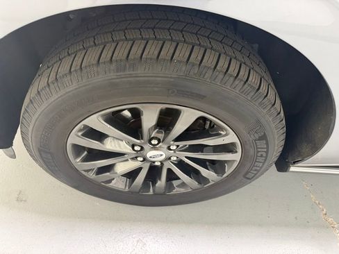 Used 2020 Ford Expedition Max Limited w/ Equipment Group 301A image 7