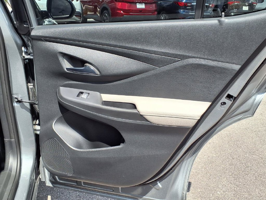 Used 2026 Buick Envista Avenir FWD image 15