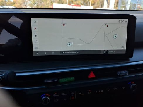 Used 2024 Kia Sorento SX image 19