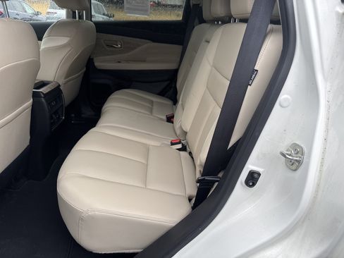 Used 2024 Nissan Murano SL image 13