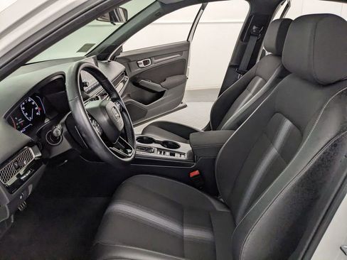 Used 2025 Honda Civic Sport image 16
