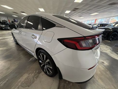 Used 2022 Honda Civic EX-L image 6