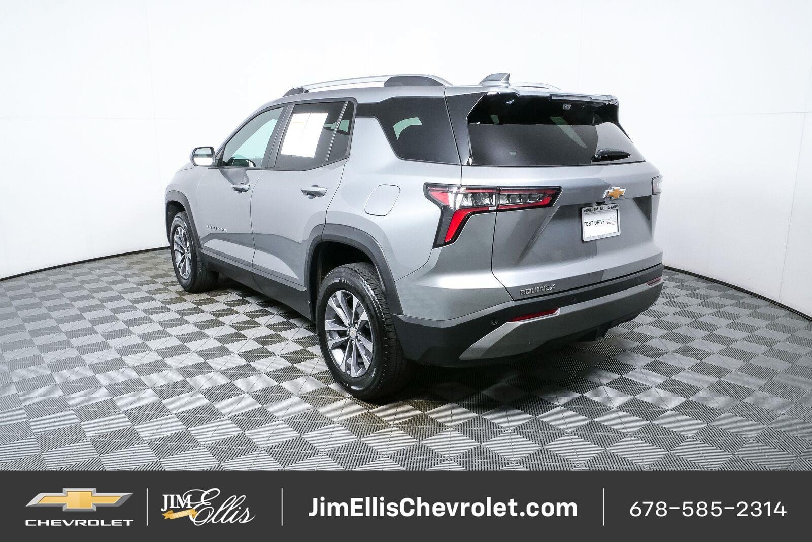 Certified 2025 Chevrolet Equinox LT w/ Convenience Package II FWD image 29