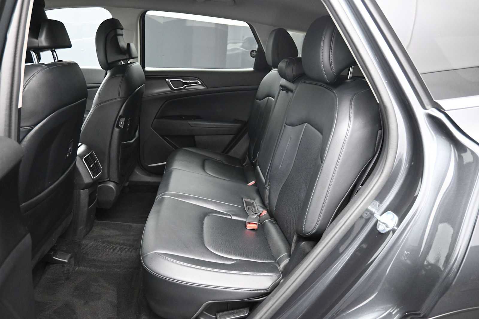 Certified 2023 Kia Sportage EX AWD/4WD image 20