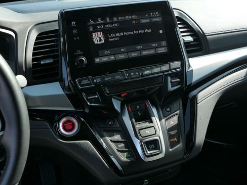 Used 2024 Honda Odyssey Touring image 23