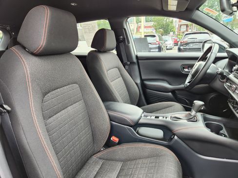 Certified 2025 Honda HR-V Sport image 16