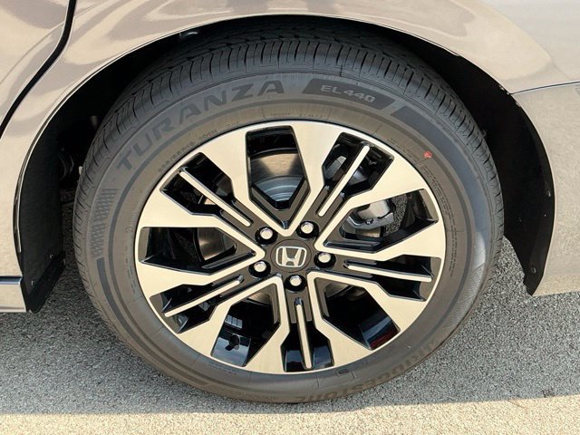 New 2027 Honda Odyssey Elite image 5