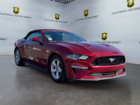 Used 2019 Ford Mustang Convertible RWD image 7