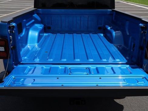 New 2025 Jeep Gladiator Rubicon w/ Safety Group image 11