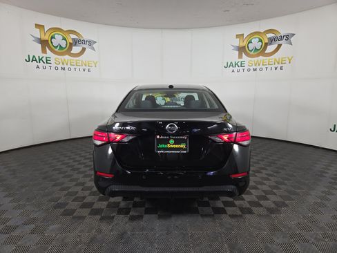 Used 2023 Nissan Sentra SV FWD image 9