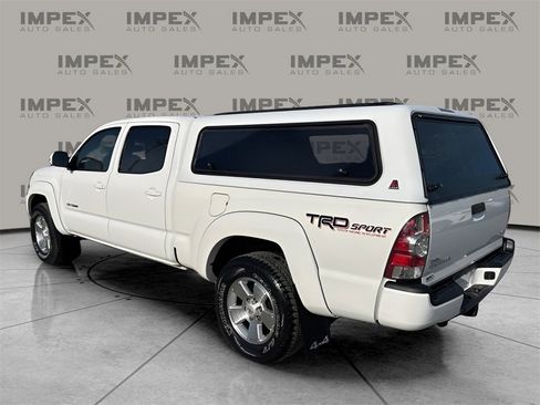 Used 2015 Toyota Tacoma 4x4 Double Cab image 3