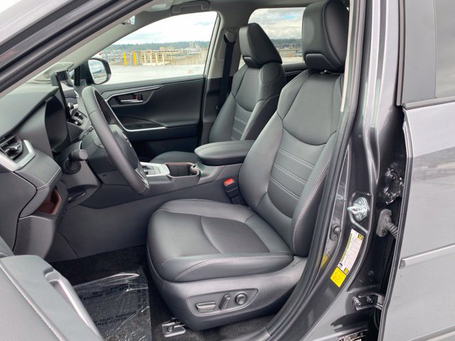 Certified 2025 Toyota RAV4 Limited w/ Advanced Technology Package AWD/4WD image 23