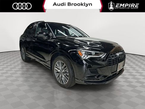 Used 2024 Audi Q3 2.0T Premium w/ Convenience Package image 1