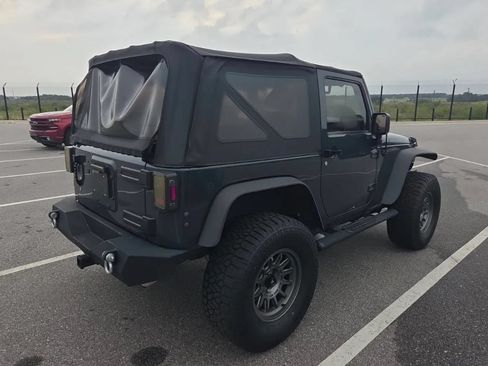 Used 2017 Jeep Wrangler Sport w/ Quick Order Package 23S AWD/4WD image 5