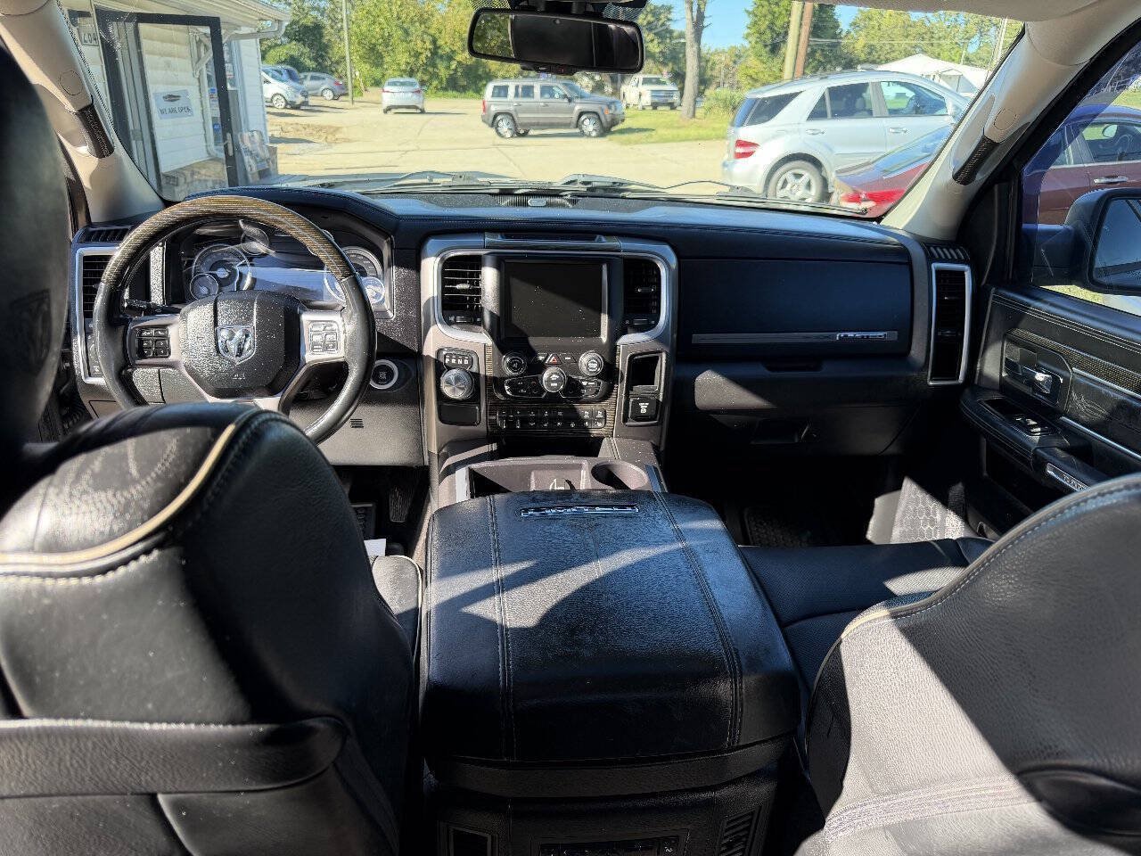Used 2015 RAM 1500 Limited RWD image 18