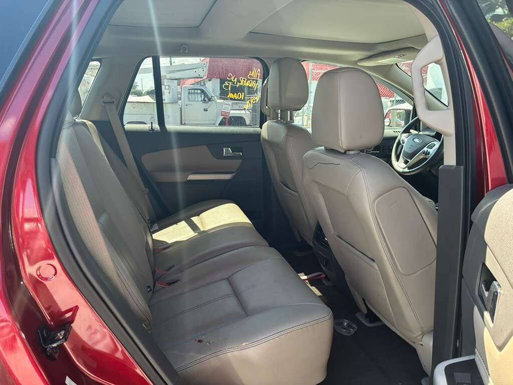 Used 2013 Ford Edge Limited FWD image 12