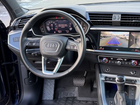 Certified 2023 Audi Q3 2.0T Premium Plus w/ Premium Plus Package image 19