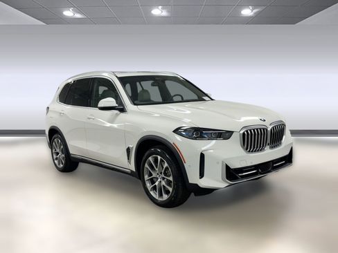 Used 2026 BMW X5 sDrive40i w/ Premium Package RWD image 7