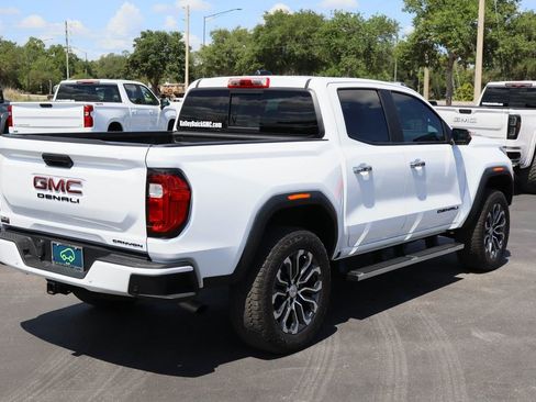 Certified 2024 GMC Canyon Denali AWD/4WD image 9