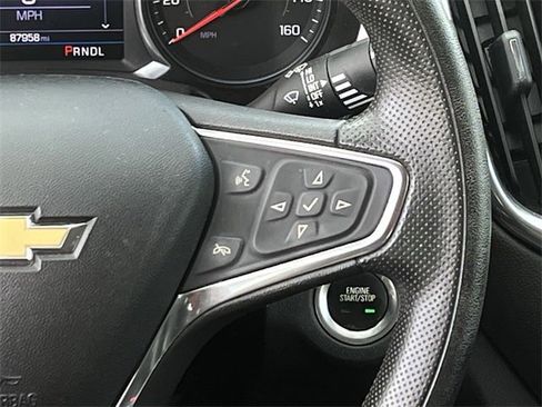 Used 2019 Chevrolet Equinox LT image 15