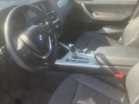 Used 2017 BMW X3 sDrive28i RWD image 11