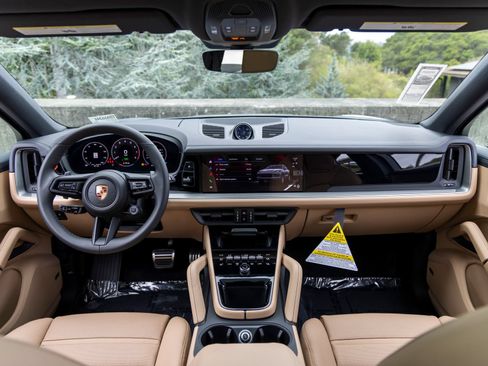 New 2026 Porsche Cayenne S AWD/4WD image 34
